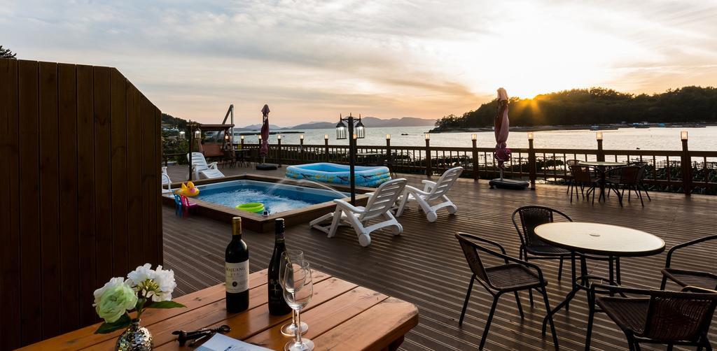 Dolsanmaru Pension Yeosu Zewnętrze zdjęcie