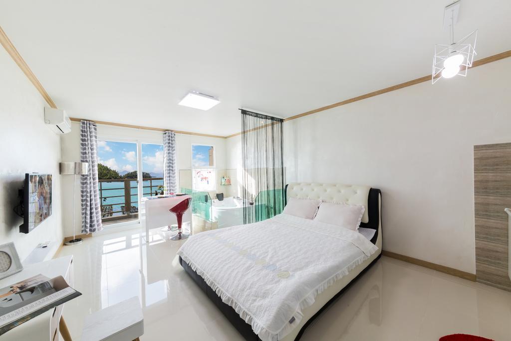 Dolsanmaru Pension Yeosu Zewnętrze zdjęcie